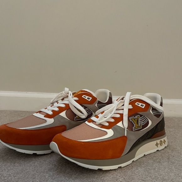 Mens Louis Vuitton Run Away Sneakers. Louis Vuitton 10/US 12 - Picture 1 of 2